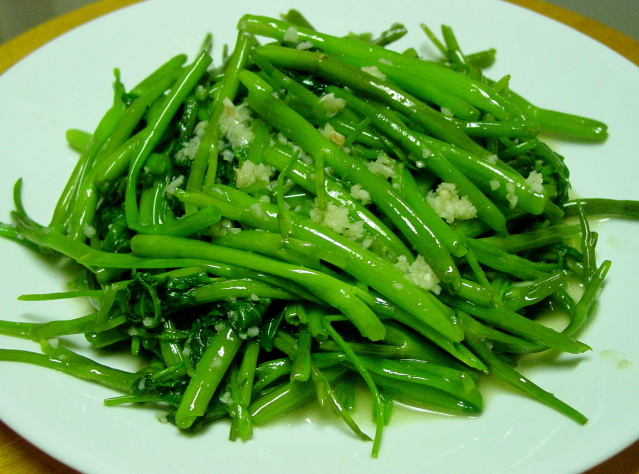 món ăn được chế biến từ rau muống